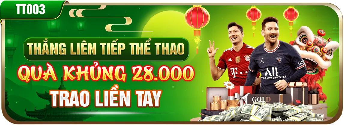 Quả bóng đá trên sân cỏ xanh mướt.